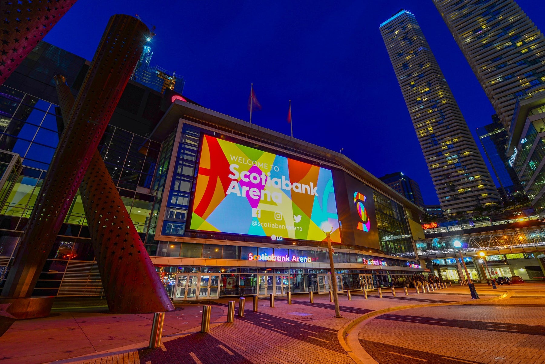 Scotiabank Arena live music venue in Toronto, Ontario