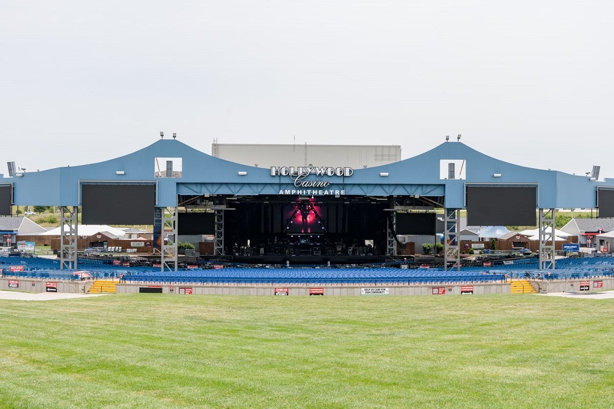 Hollywood Casino Amphitheater concert venue in Maryland Heights, Missouri