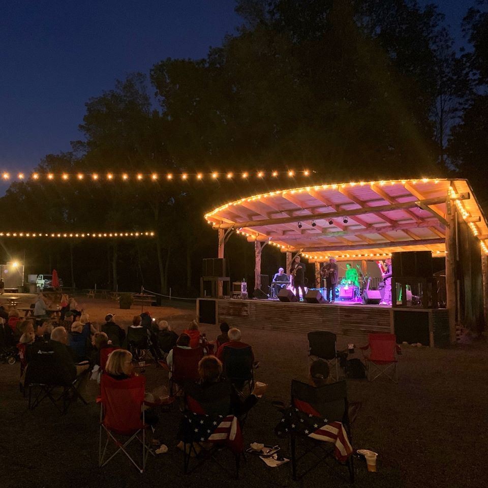 Lincoln Hill Farms live music venue in Canandaigua, New York