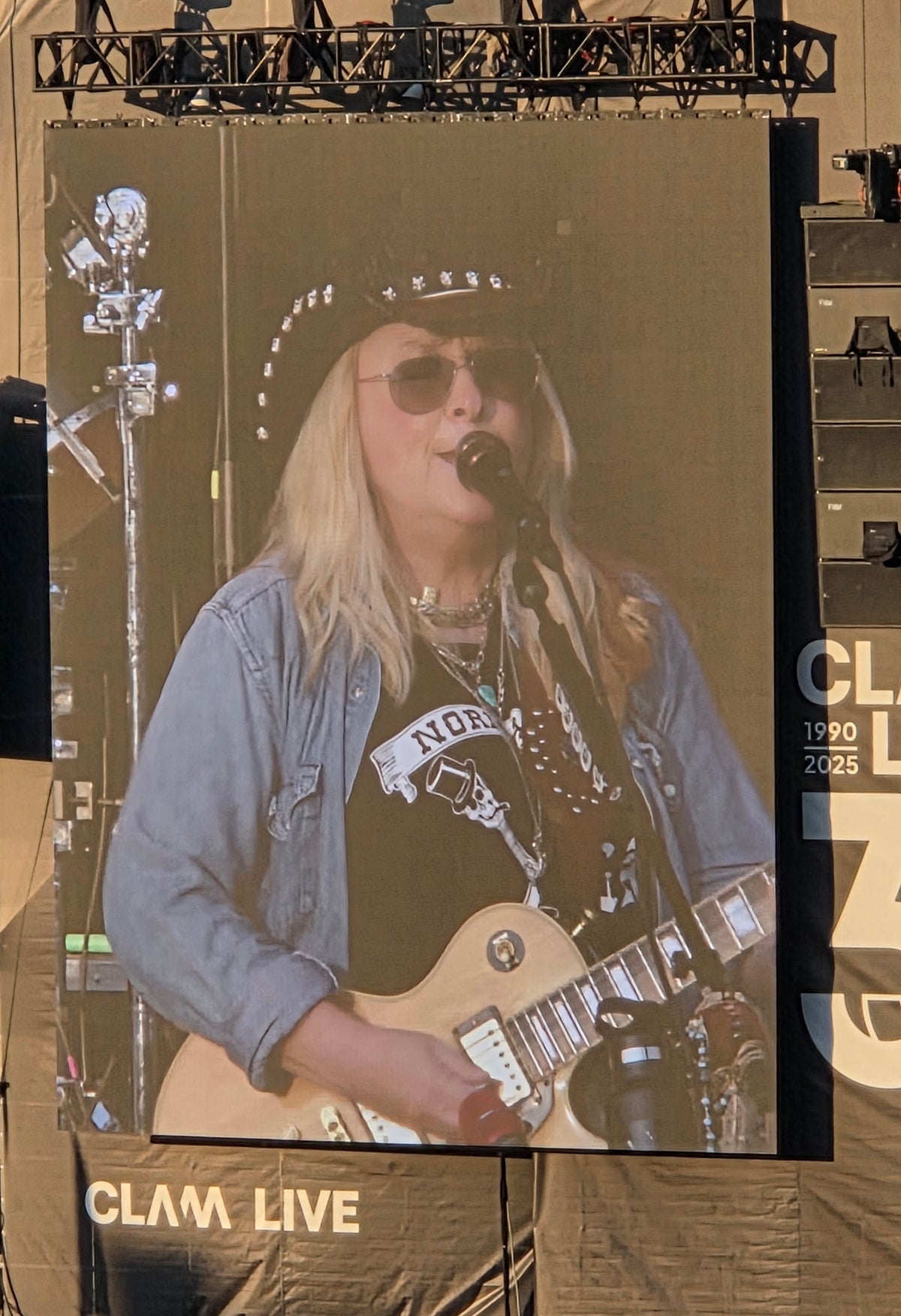 Melissa Etheridge performing in Austria in 2025
