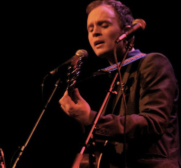 Jens Lekman performing at Music Hall of Williamsburg in 2007