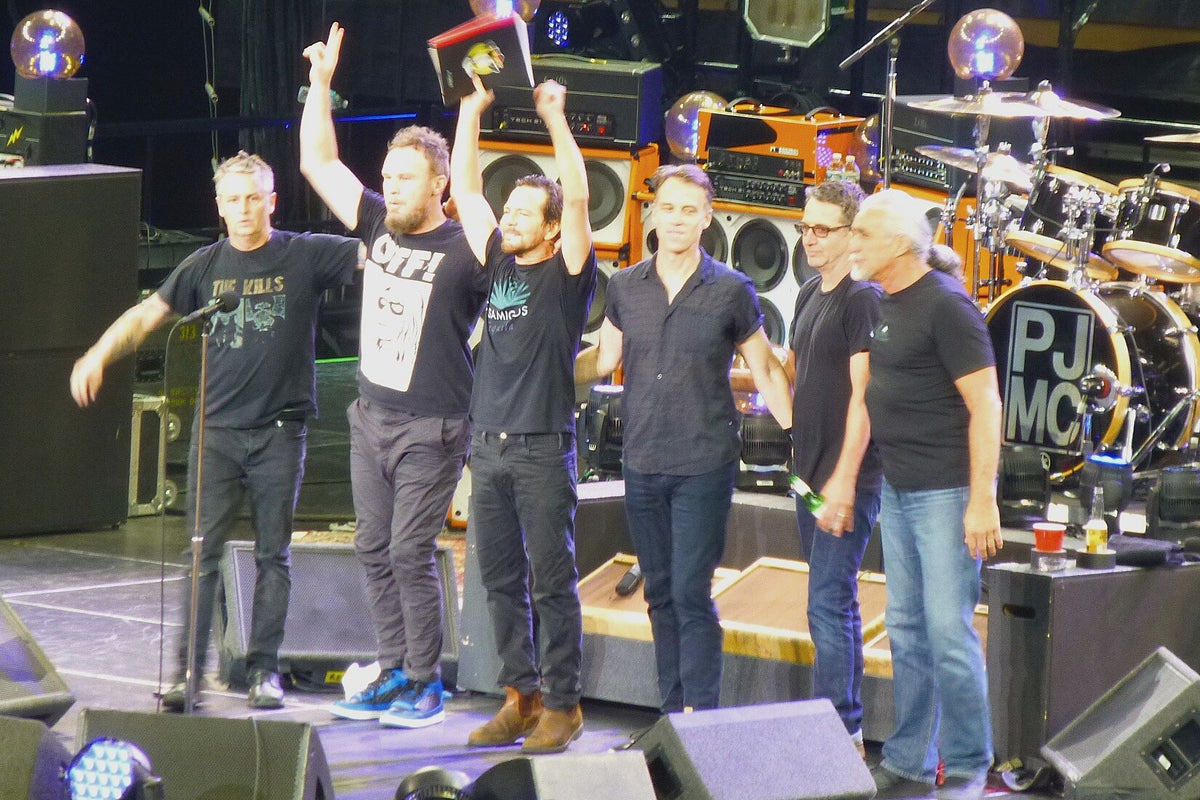 Pearl Jam taking a bow onstage in New York