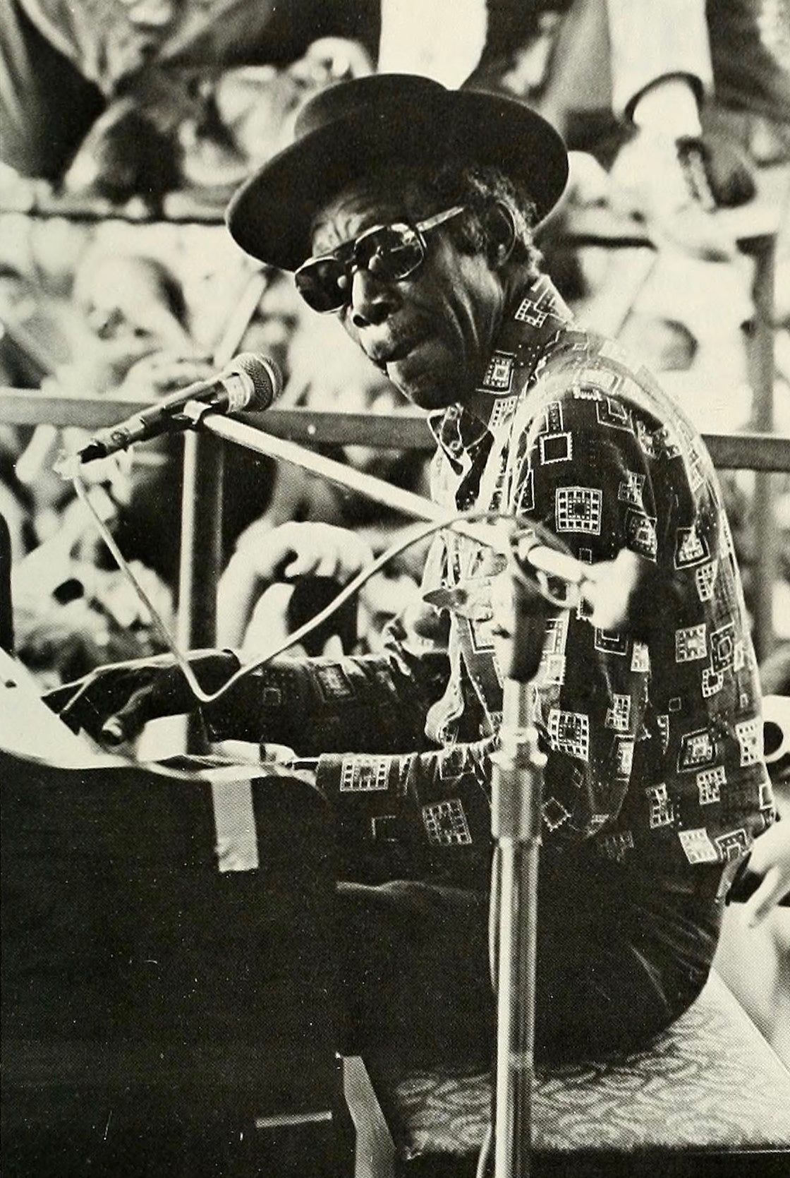 Professor Longhair playing piano at the 1975 New Orleans Jazz Festival