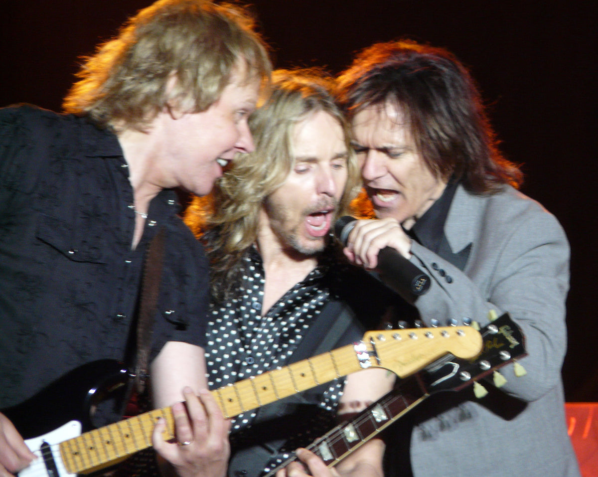 Styx performing in Minnesota in 2008